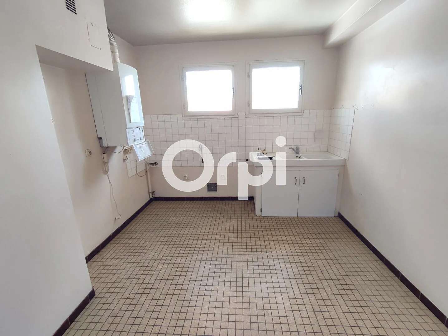 Appartement traversant 2 chambres à Jurançon, centre-ville 