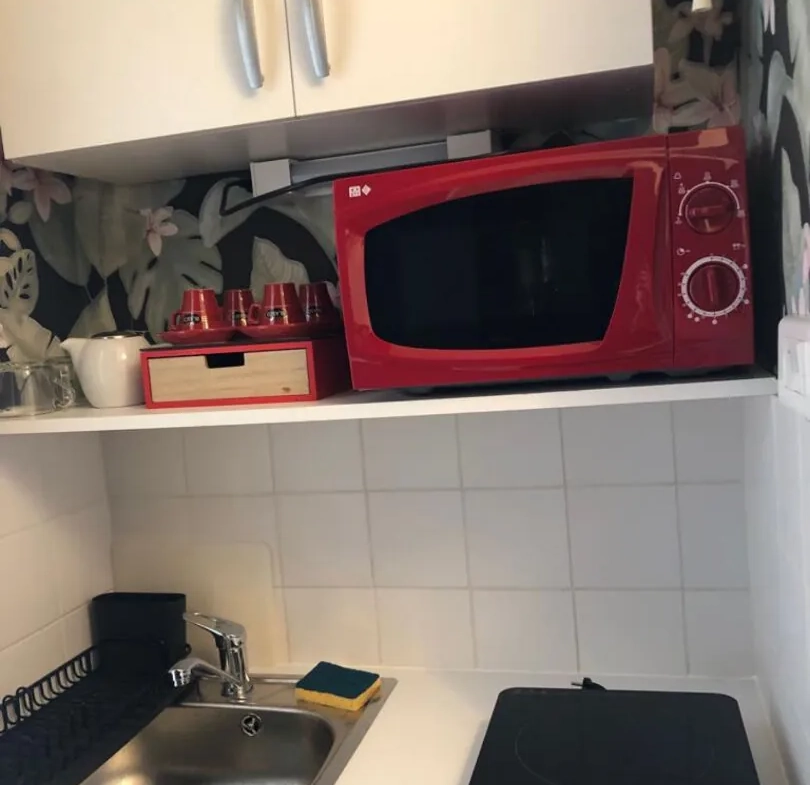 Studio meublé situé à Lons, proche de l'université, idéal pour investissement immobilier 