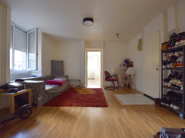 Appartement F2 en centre-ville de Belfort avec parking à proximité