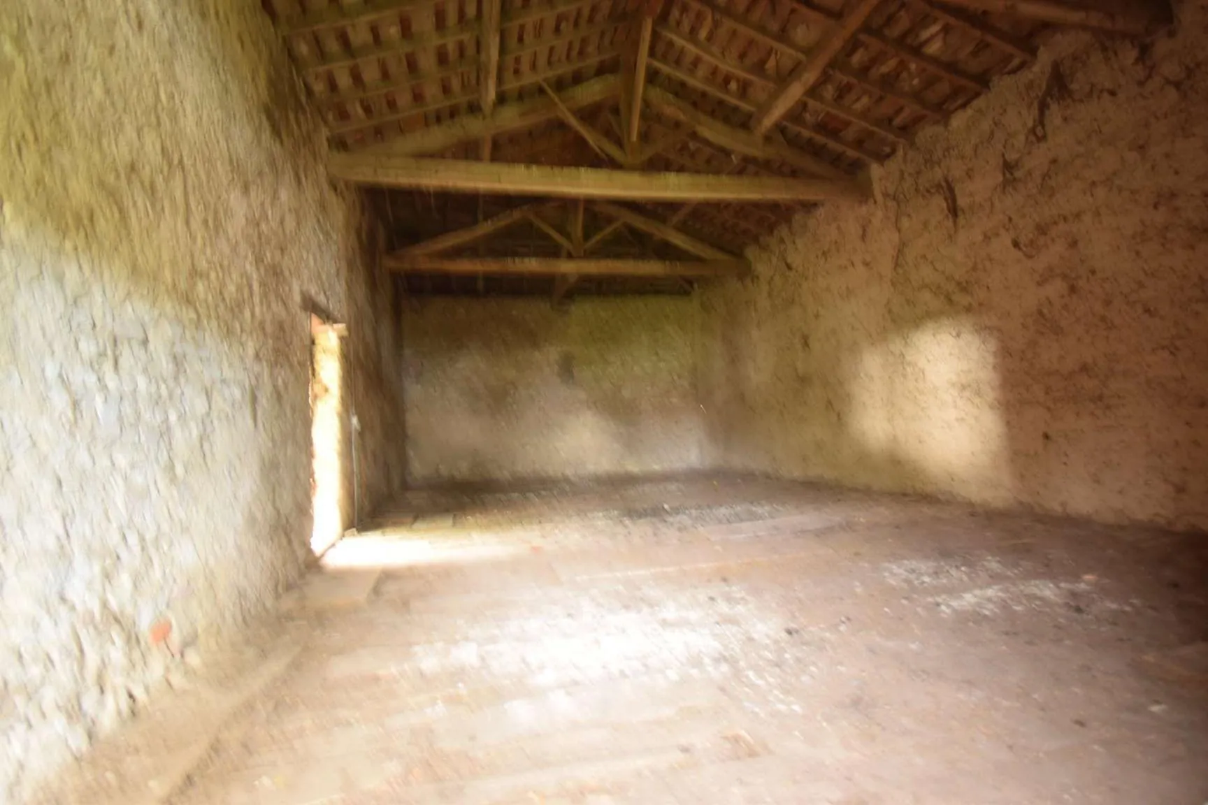 Maison ancienne à rénover de 124 m² avec dépendances près de Gaillac 
