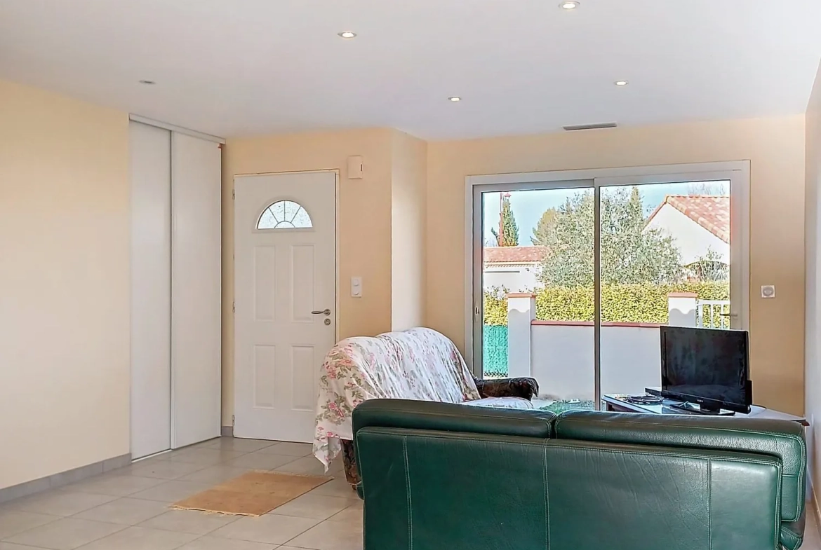 Maison de plain-pied moderne à Vénès dans le Tarn, 95 m² avec jardin et garage 