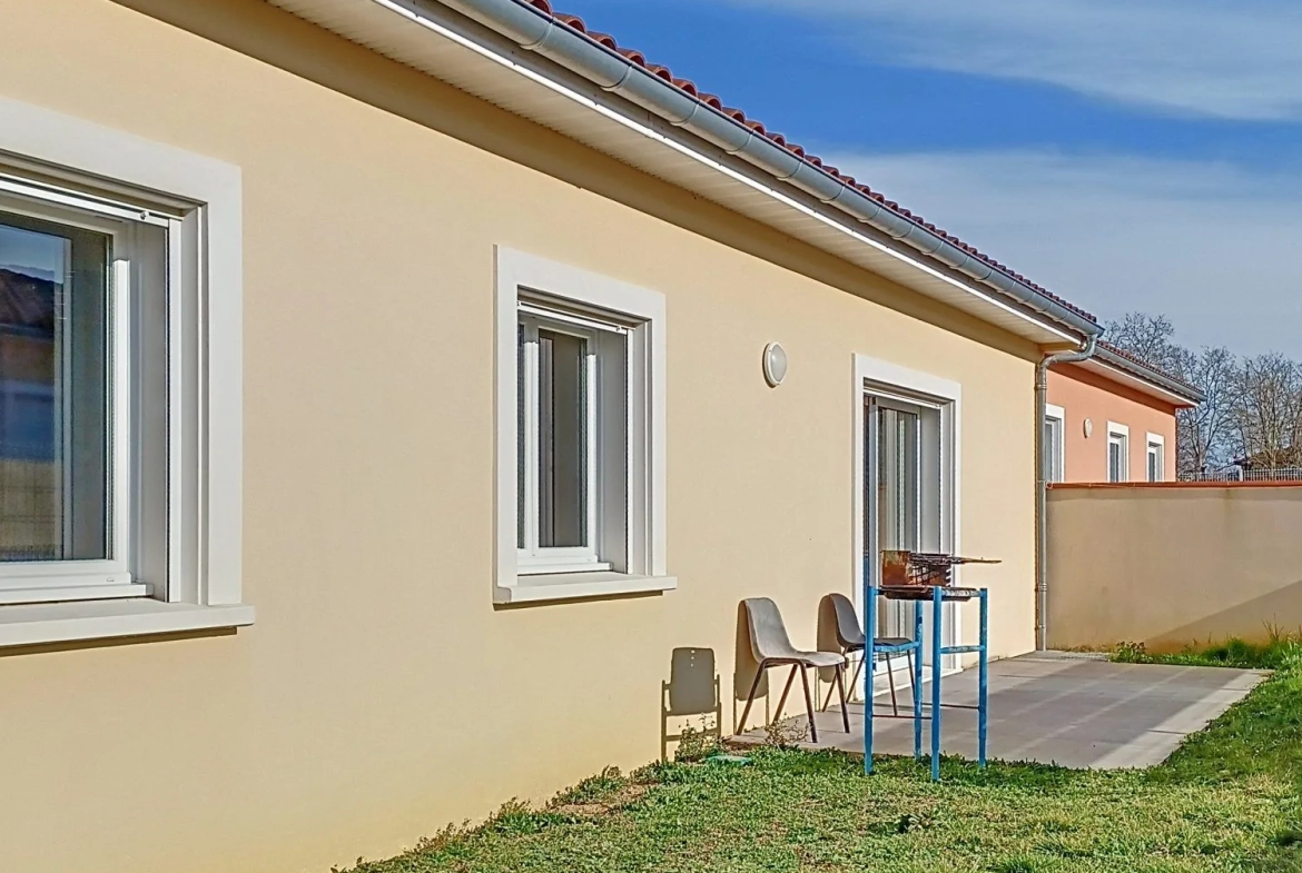 Maison de plain-pied moderne à Vénès dans le Tarn, 95 m² avec jardin et garage 
