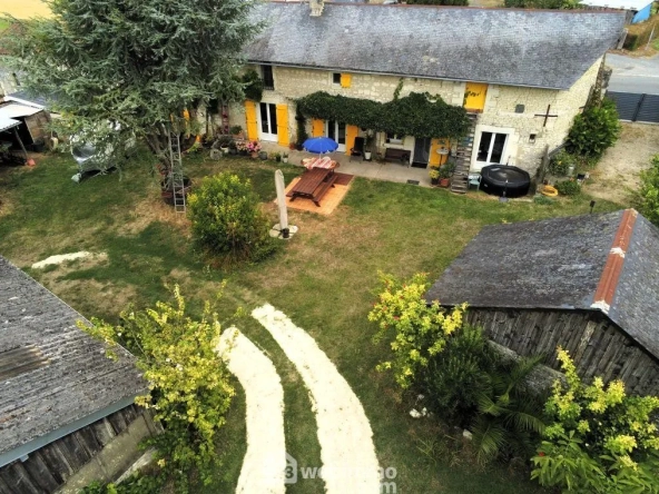 Longère rénovée de 162 m² à Saires avec dépendances et jardin