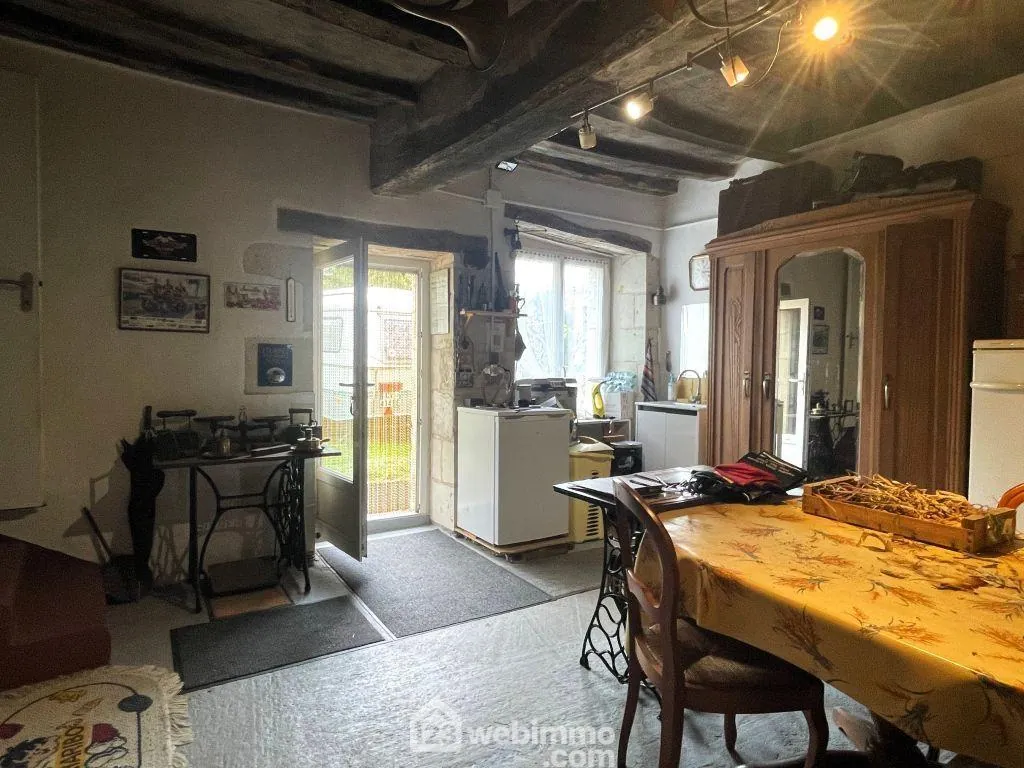 Longère rénovée de 162 m² à Saires avec dépendances et jardin 