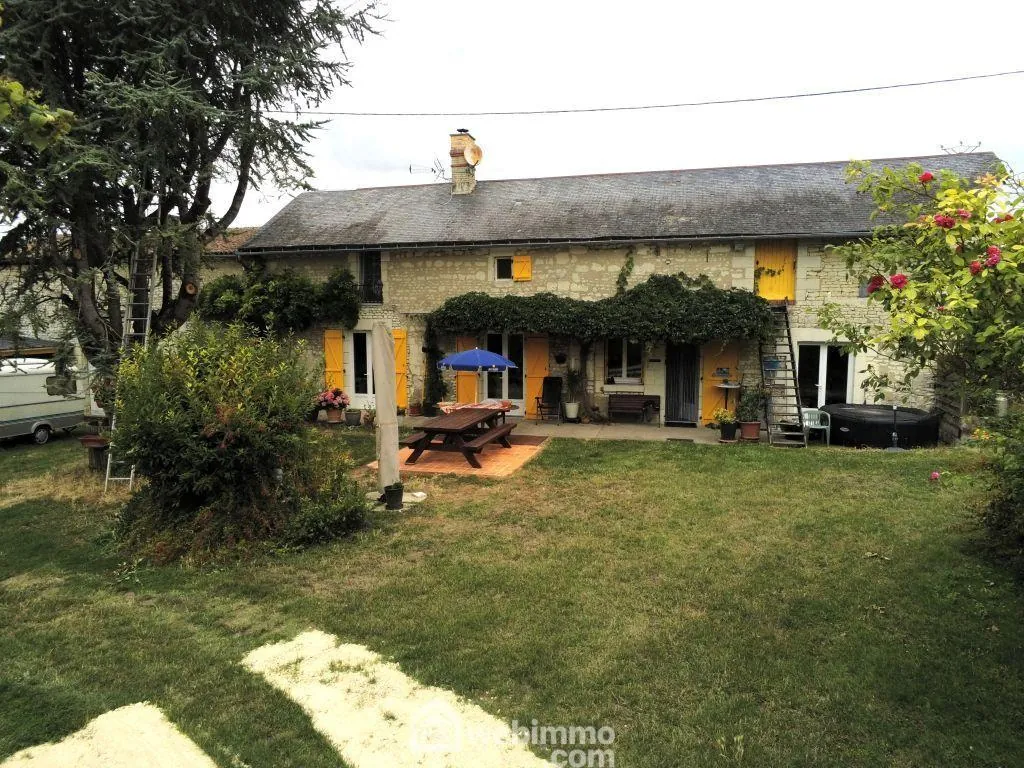 Longère rénovée de 162 m² à Saires avec dépendances et jardin 