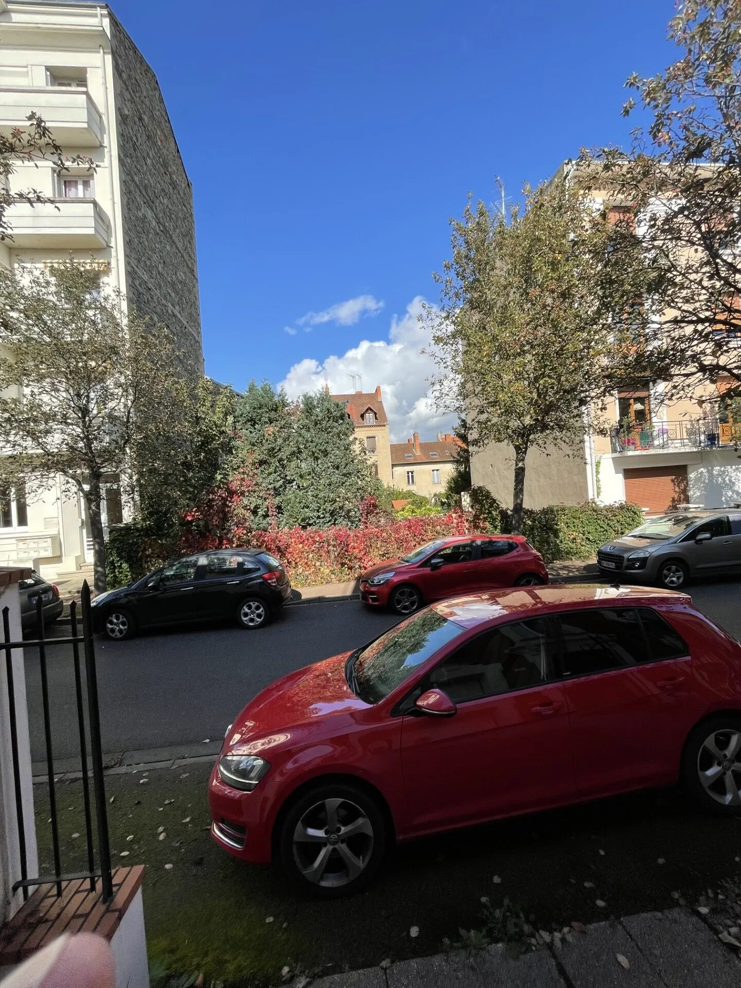Terrain constructible de 261 m² à Vichy proche parcs et CAVILAM 
