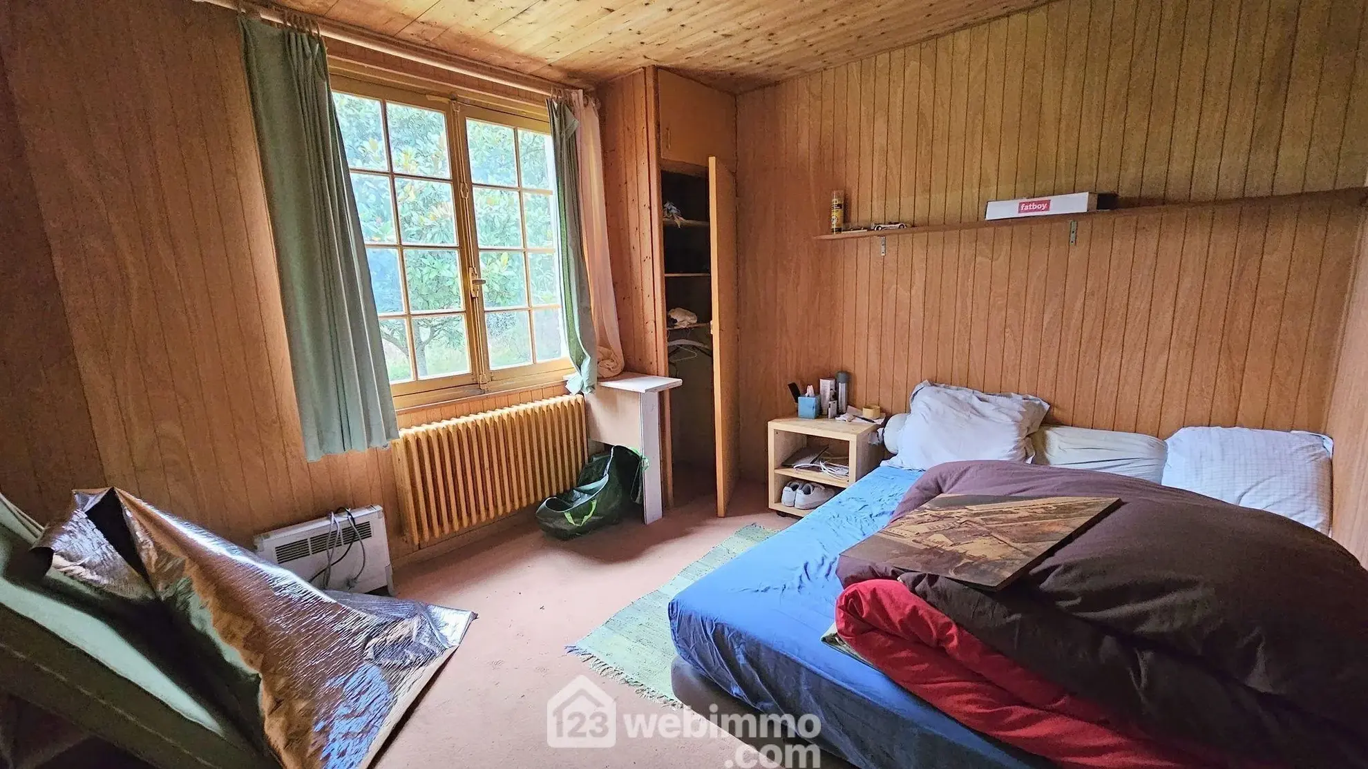 Maison à vendre de 188 m² à Milly-la-Forêt avec jardin et dépendance 