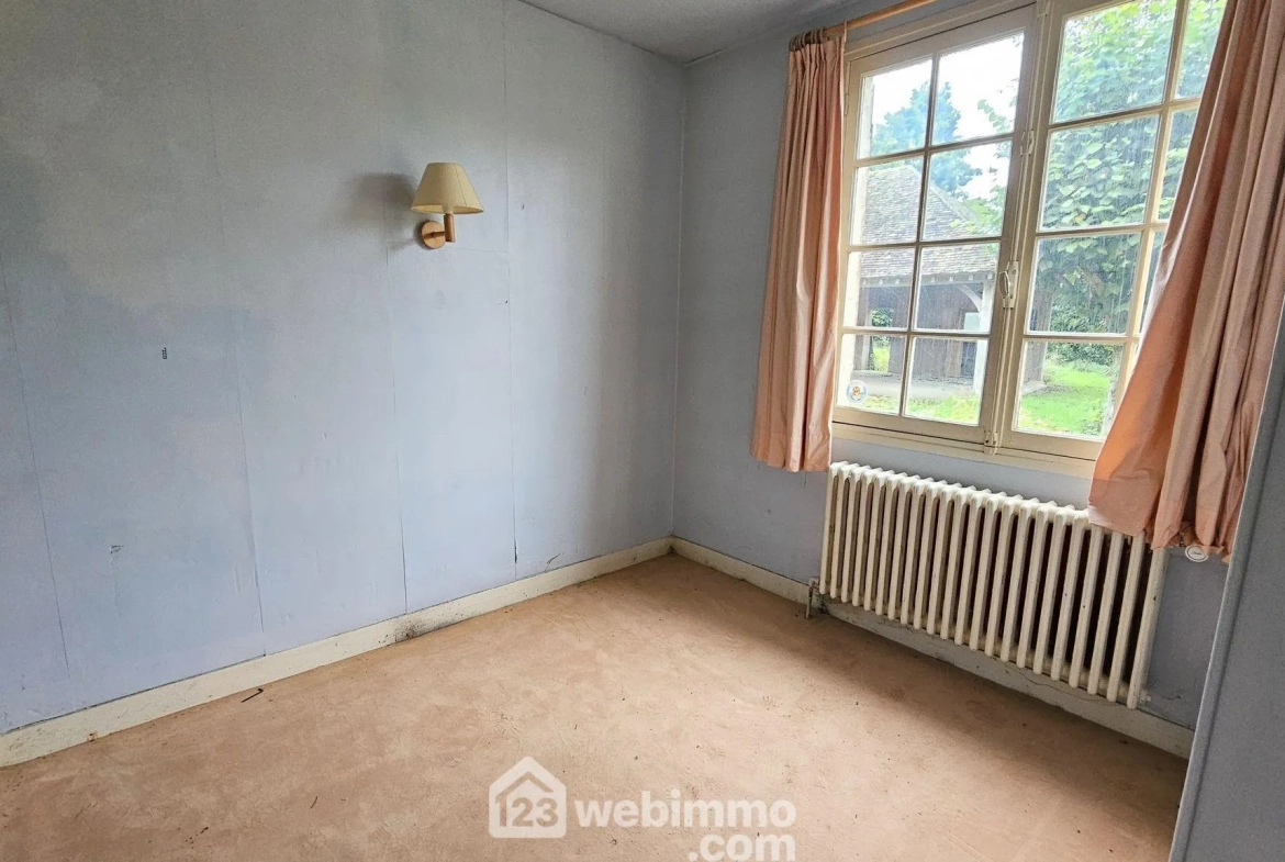 Maison à vendre de 188 m² à Milly-la-Forêt avec jardin et dépendance 