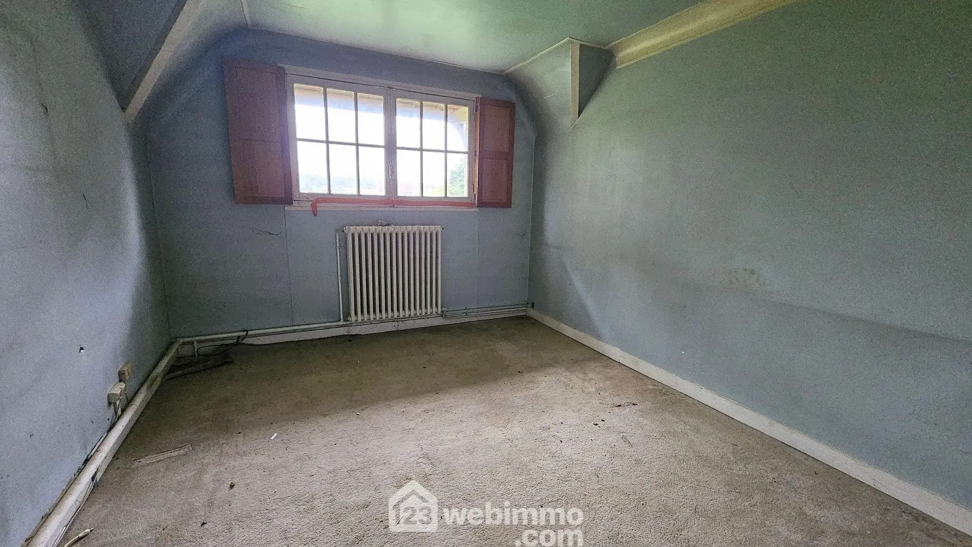 Maison à vendre de 188 m² à Milly-la-Forêt avec jardin et dépendance 