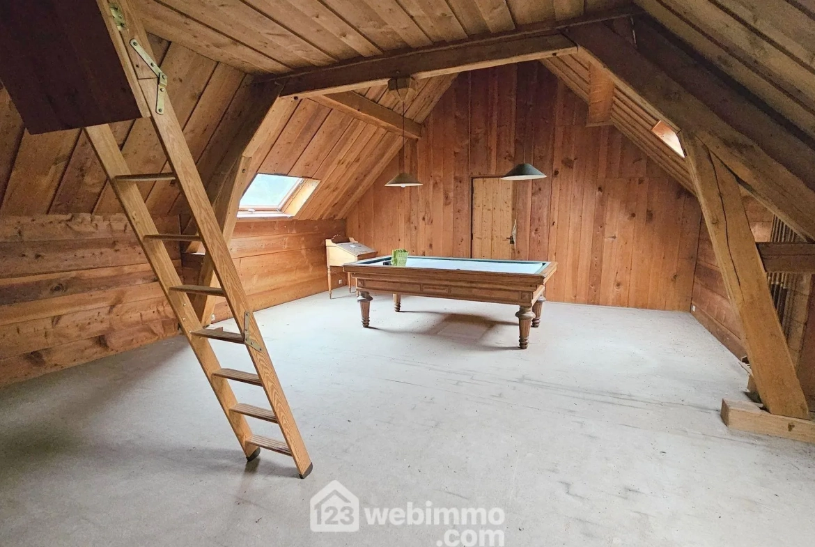Maison à vendre de 188 m² à Milly-la-Forêt avec jardin et dépendance 