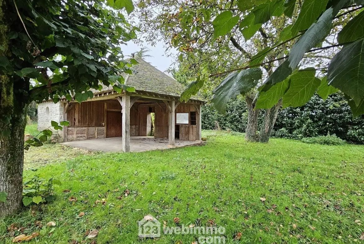 Maison à vendre de 188 m² à Milly-la-Forêt avec jardin et dépendance 