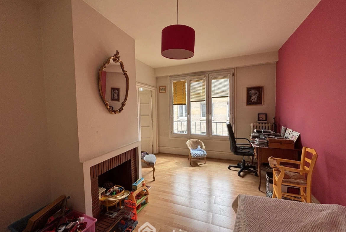 Appartement T3 de 90 m² au dernier étage en plein cœur de Rouen 