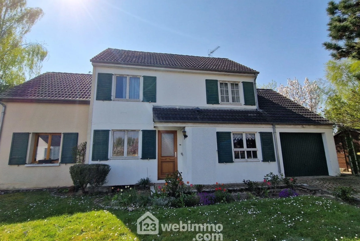 Maison spacieuse de 147 m² avec jardin à Chambry - À personnaliser 