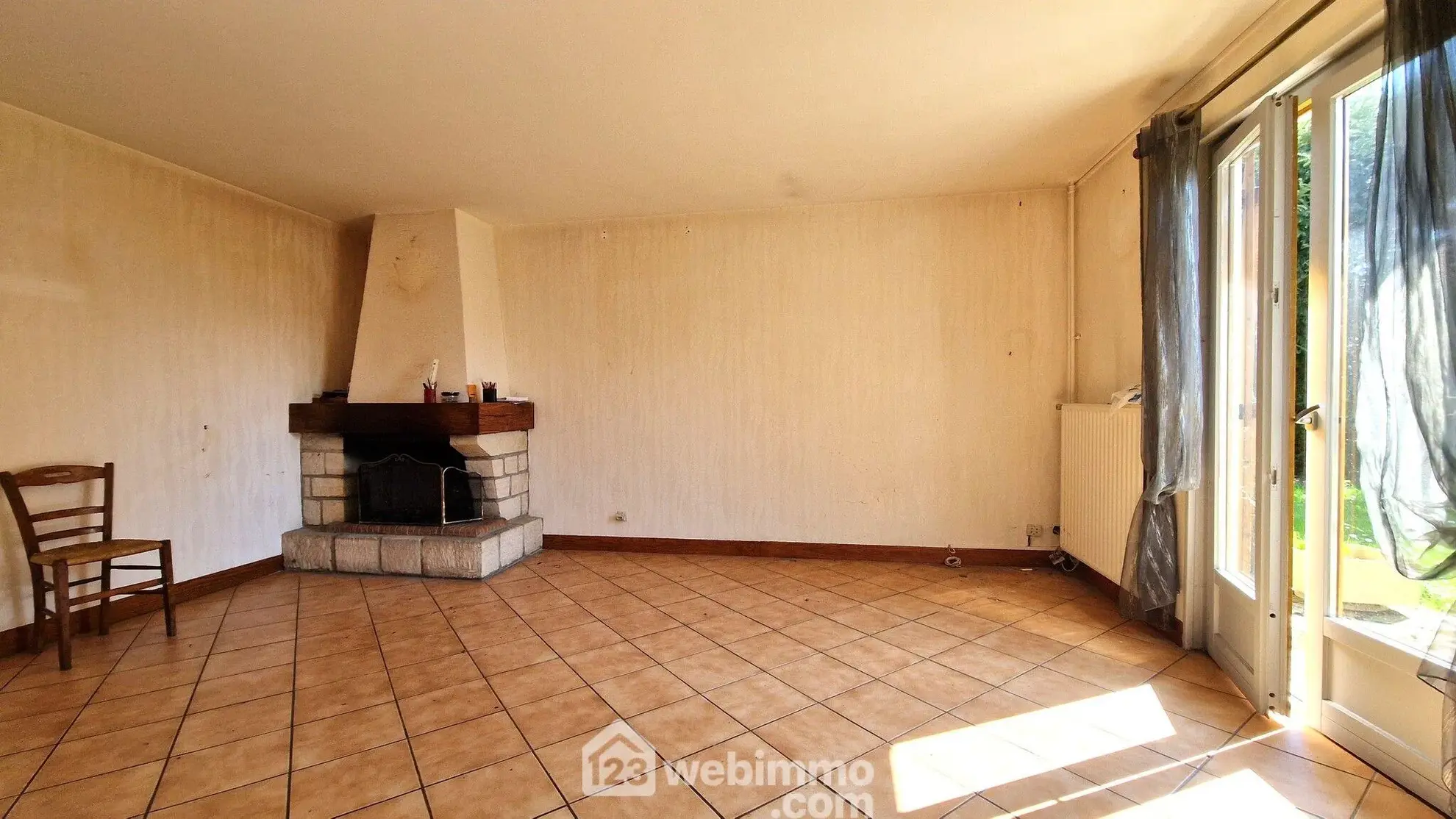 Maison spacieuse de 147 m² avec jardin à Chambry - À personnaliser 