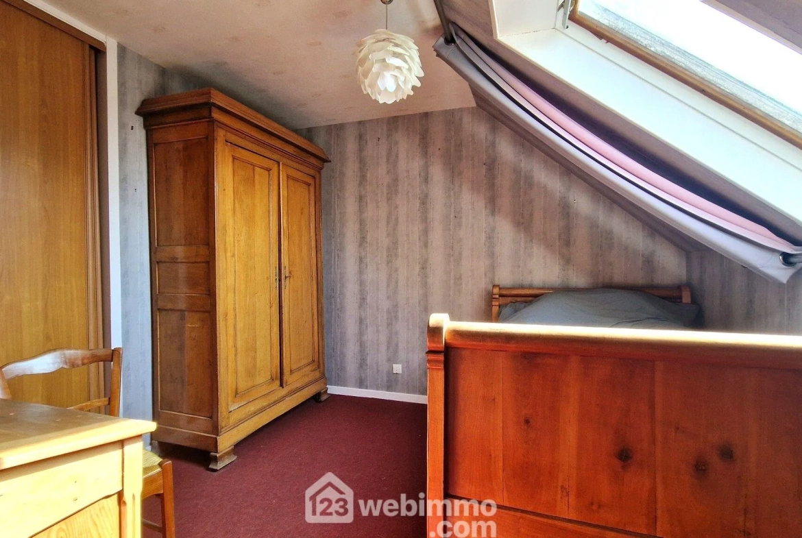 Maison spacieuse de 147 m² avec jardin à Chambry - À personnaliser 