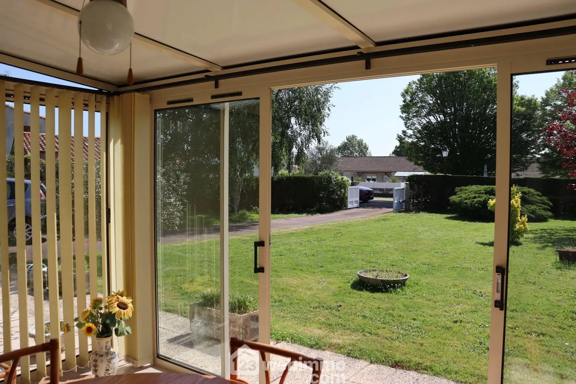 Maison de plain-pied à vendre proche du littoral vendéen avec jardin et 3 chambres 