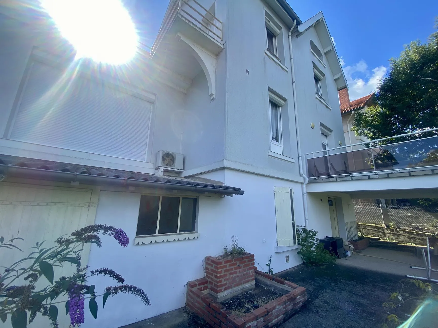 Maison des années 1930 avec terrasse et grand jardin à Carmaux 