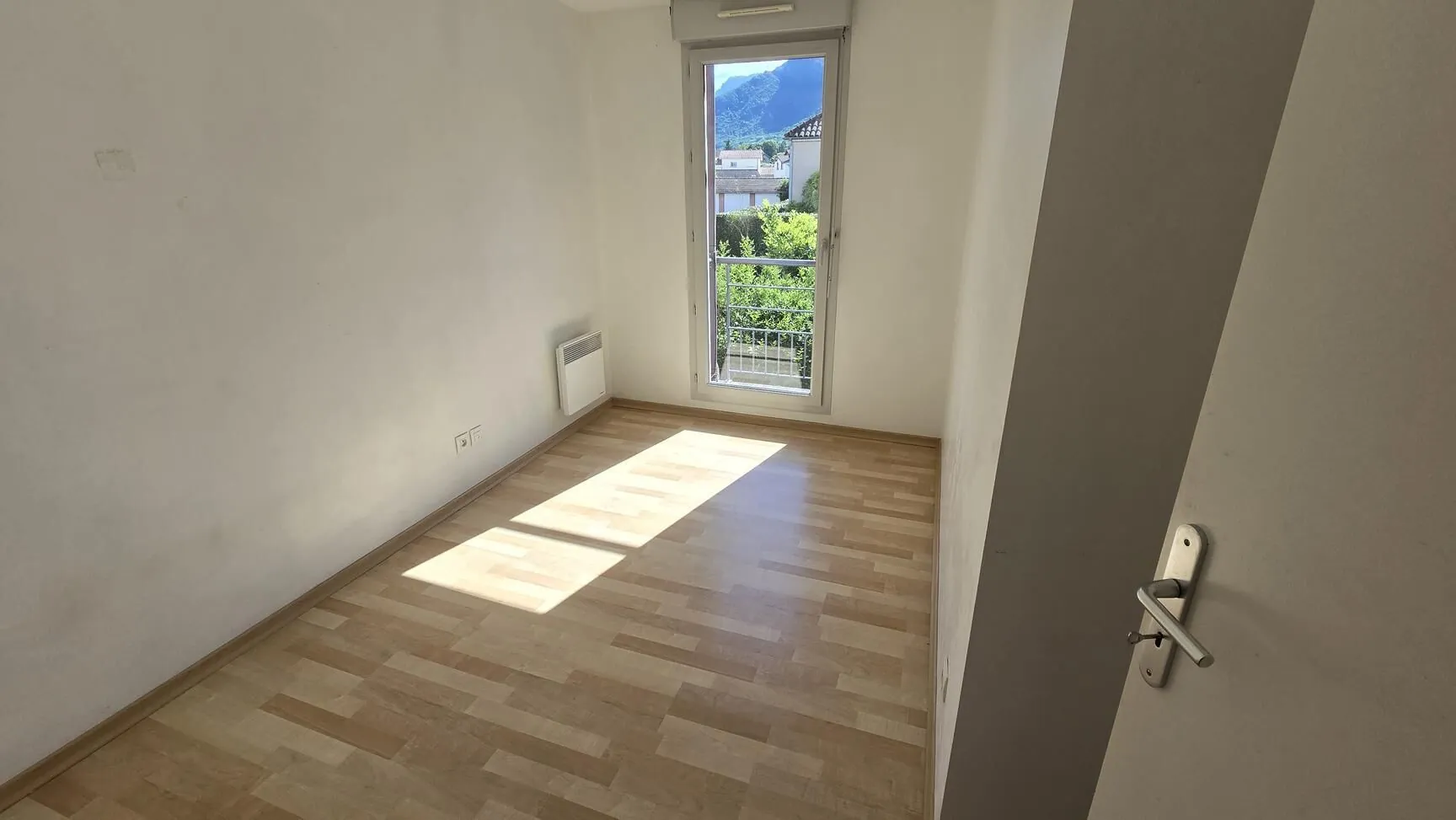 Appartement duplex T4 de 72 m² avec jardin à Varces 