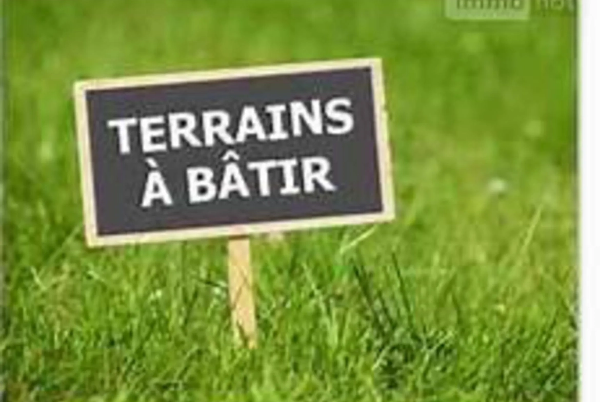 Terrain constructible de 2693 m² à Domevre-sur-Avière à vendre au prix de 77 000 € 