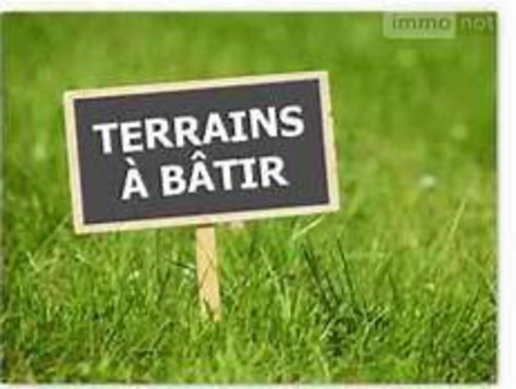 Terrain constructible de 2693 m² à Domevre-sur-Avière à vendre au prix de 77 000 € 