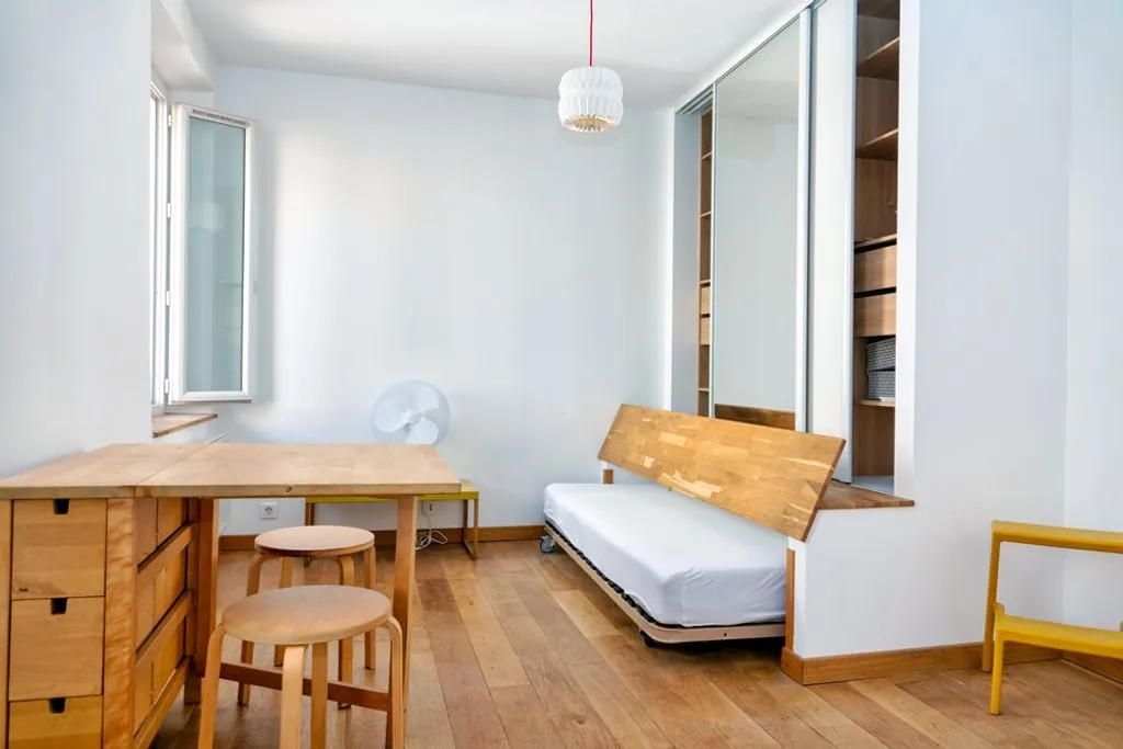 Charmant studio meublé de 16m² à Marseille, parfait pour investissement ou première achat 