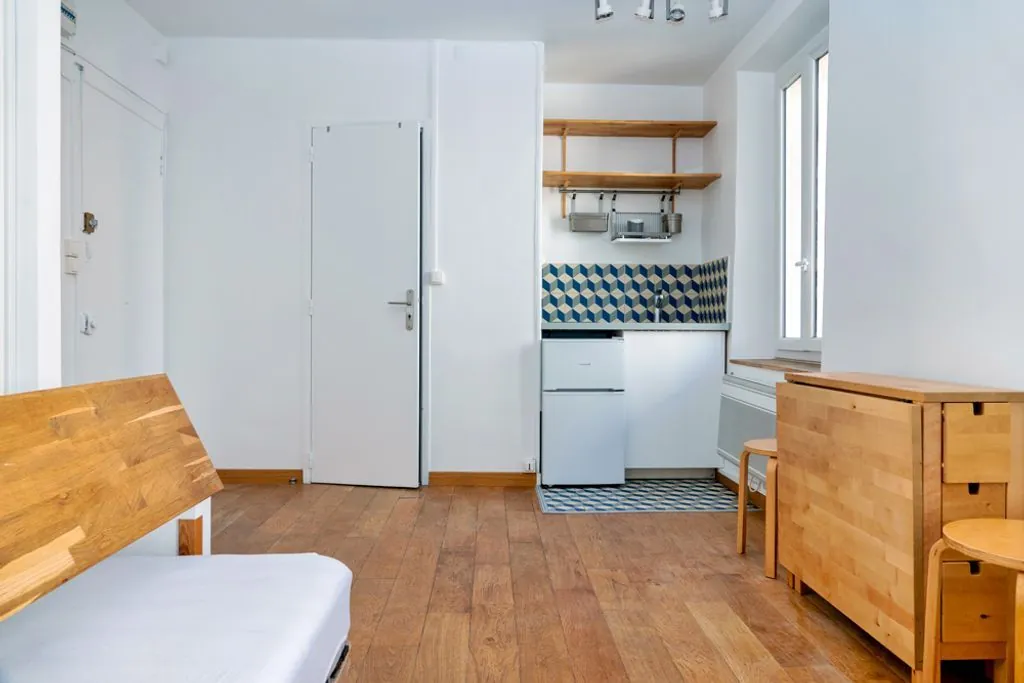 Charmant studio meublé de 16m² à Marseille, parfait pour investissement ou première achat 