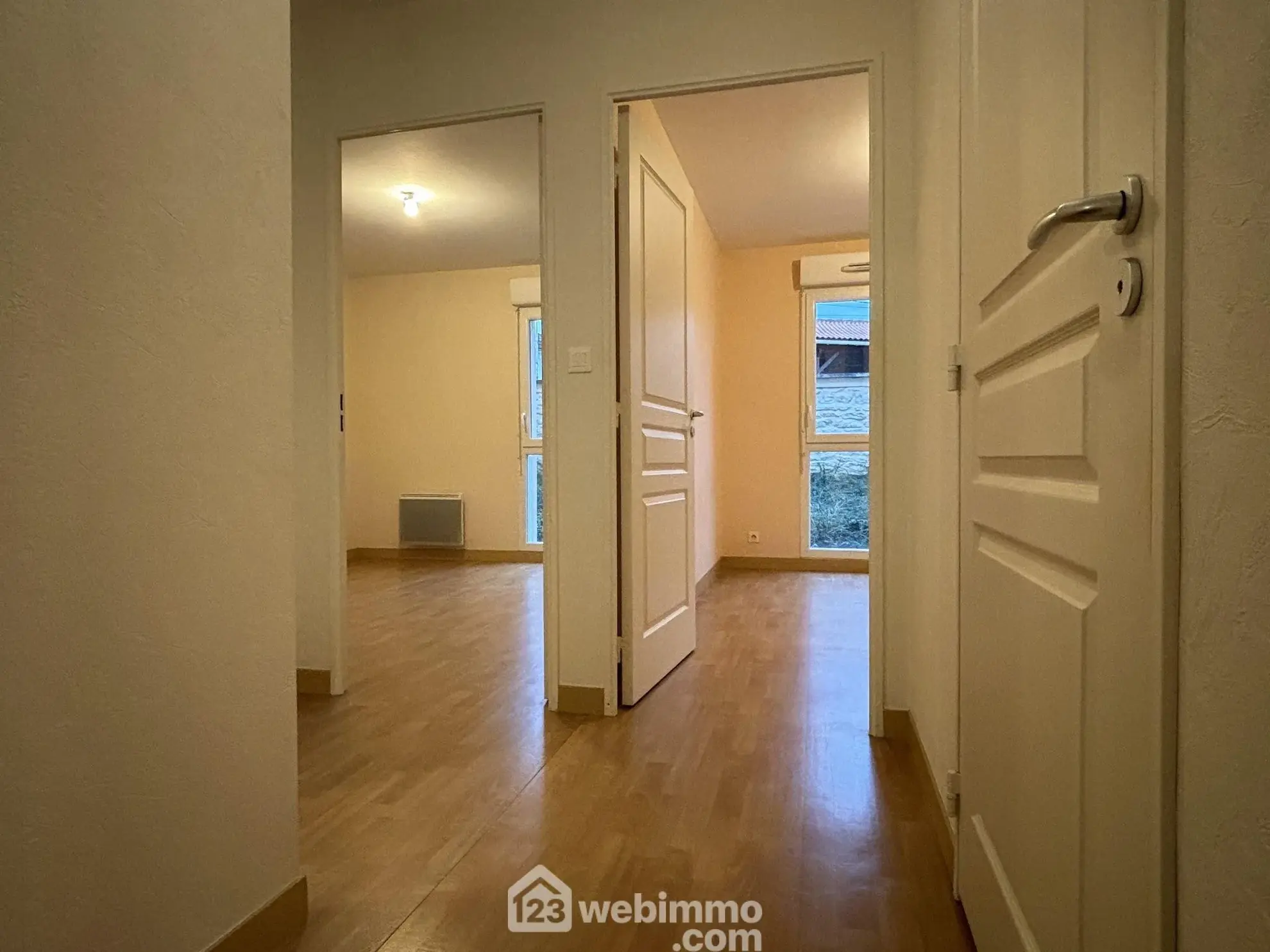 Appartement de 129 m² avec 3 chambres et parking à Chasseneuil-du-Poitou 