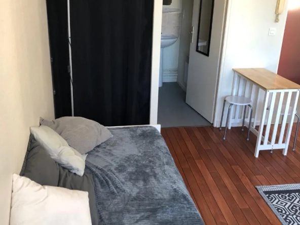 Investissement Studio meublé de 22 m² à Pau proche université et centre-ville
