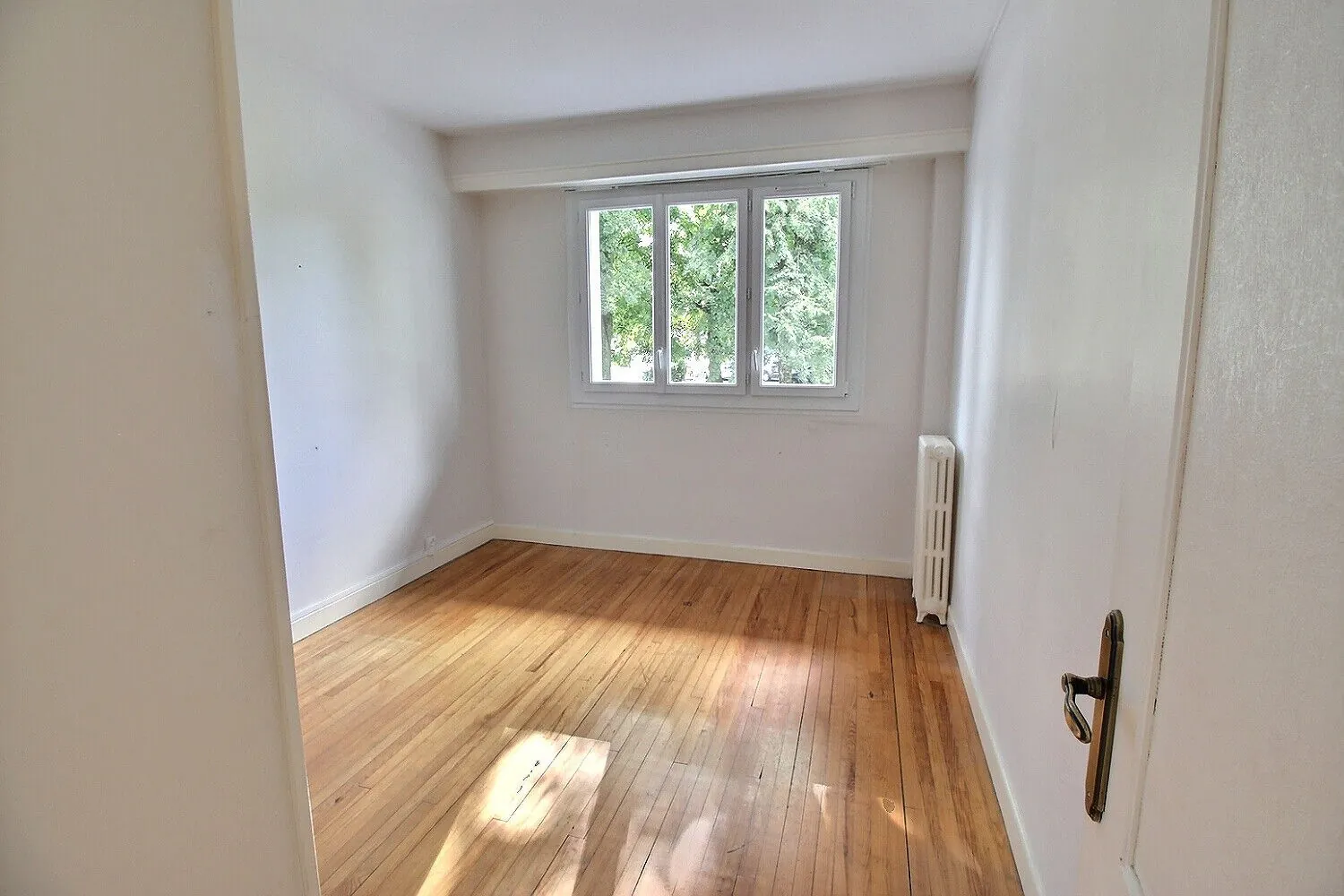 Appartement 3 pièces à Pau avec garage et cave – Opportunité à saisir 