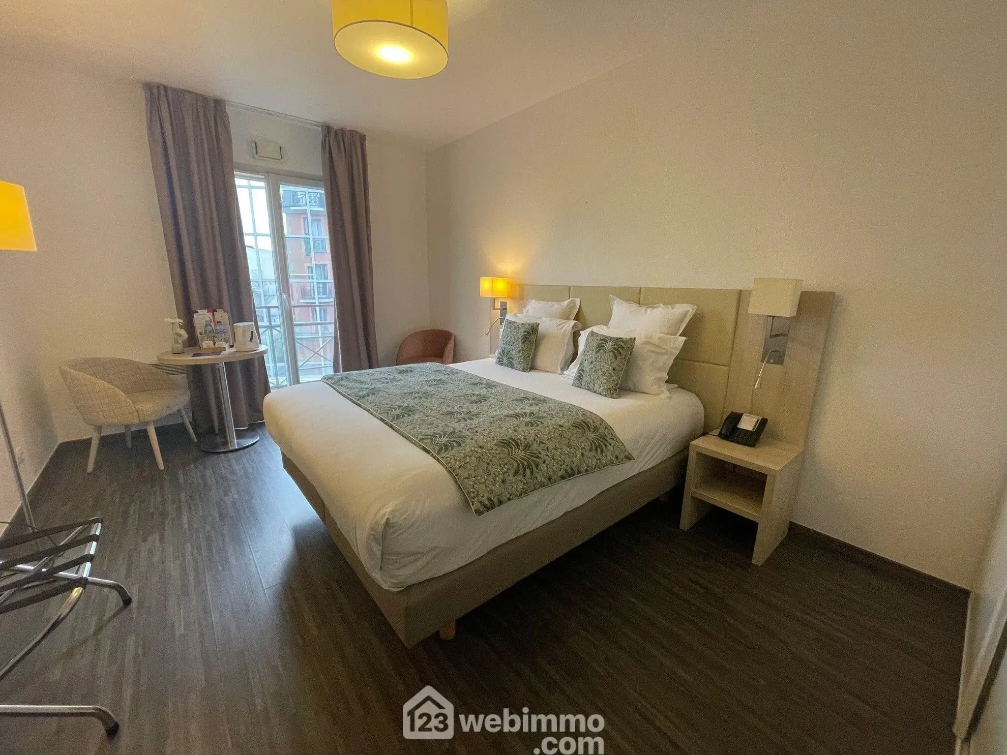 Appartement loué à RésidHome sur les bords de la Marne, investissez en toute sécurité 