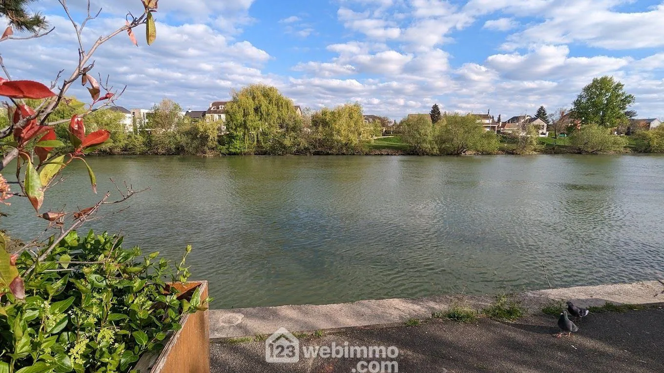 Appartement loué à RésidHome sur les bords de la Marne, investissez en toute sécurité 