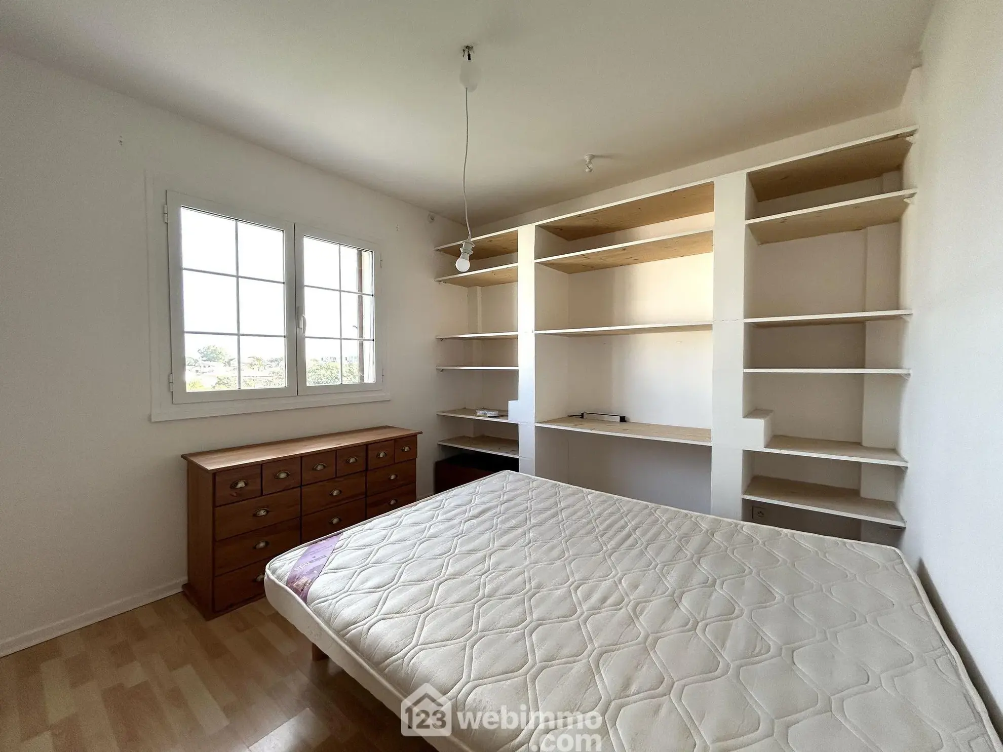 Appartement T3 à vendre à Biguglia - 66 m² avec parking et cave 