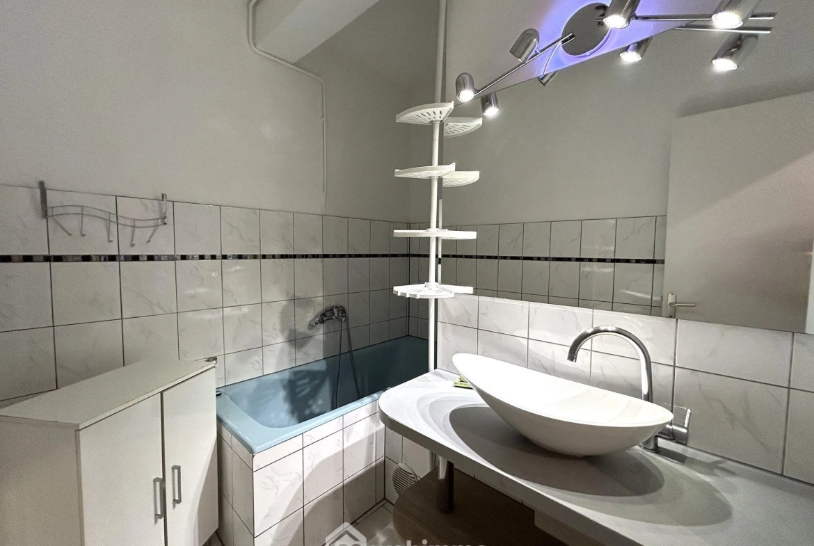 Appartement T3 à vendre à Biguglia - 66 m² avec parking et cave 
