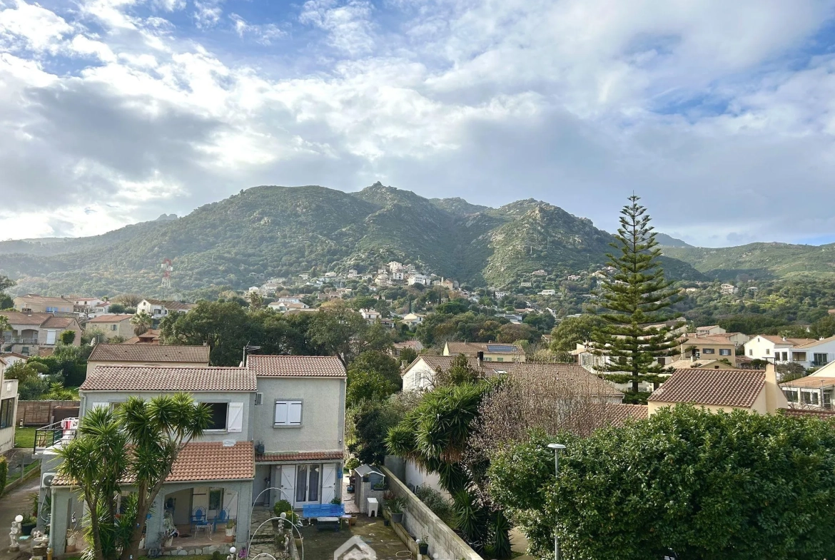Appartement T3 à vendre à Biguglia - 66 m² avec parking et cave 