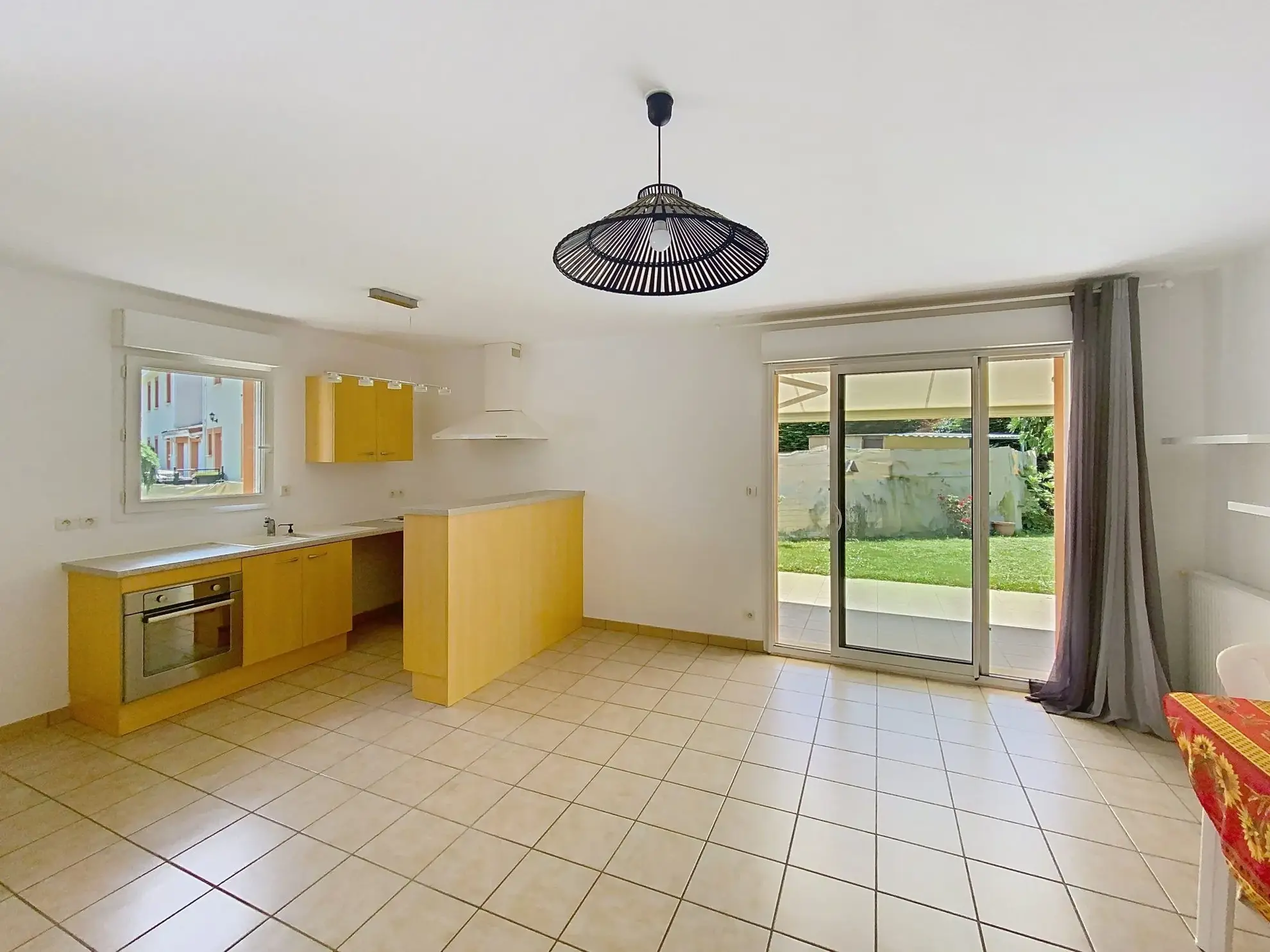 Maison à vendre à Lescure-d'Albigeois – 100 m² avec jardin et proche commodités 