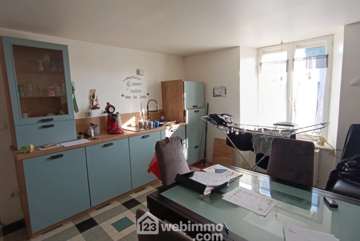 Corps de ferme à vendre à Lavoye – 123 m² avec dépendances sur 3 252 m² 