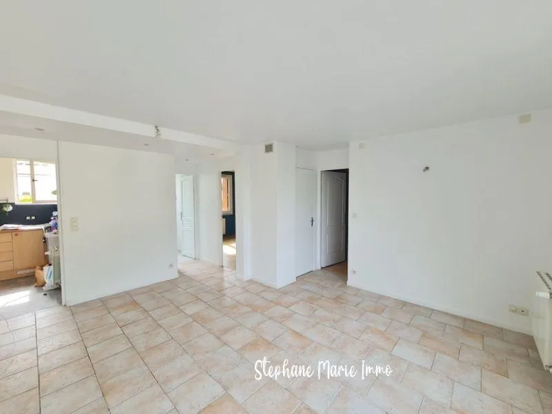 Appartement 3 pièces lumineux à Evreux avec cave et proximité gare 