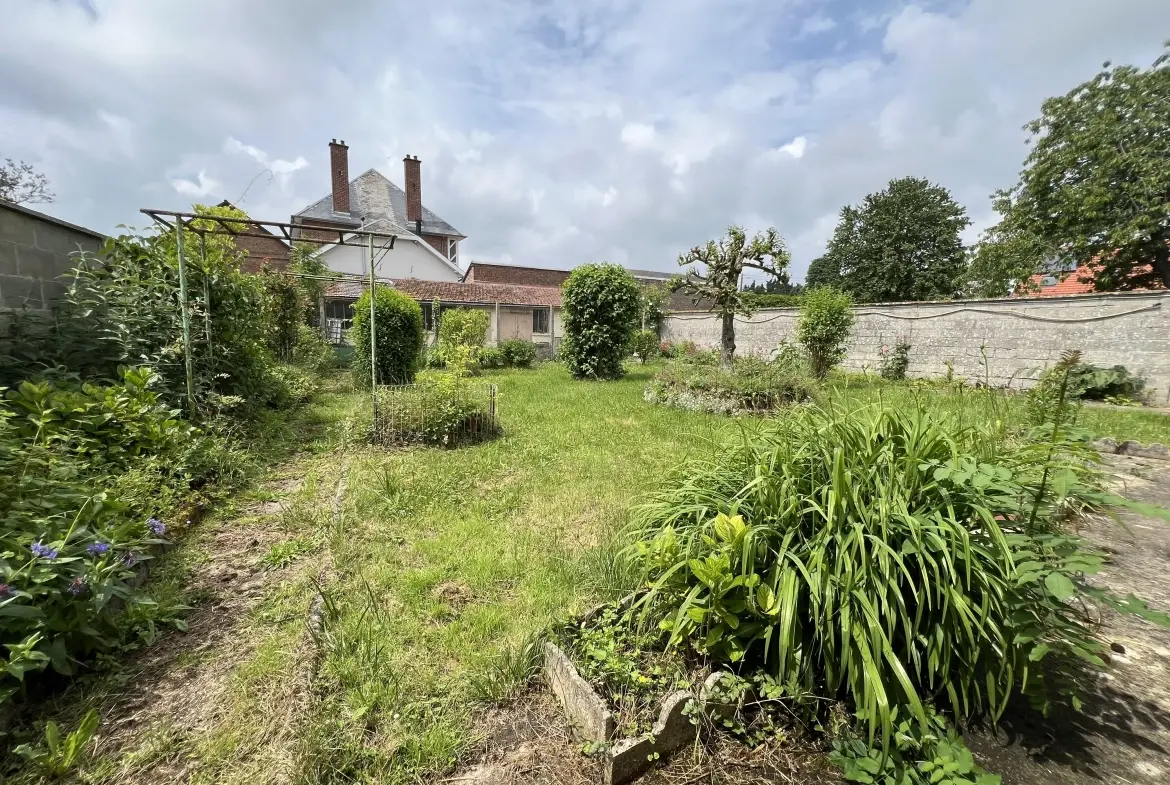 Maison à vendre au Plessier-Rozainvillers avec 3 chambres et dépendances 