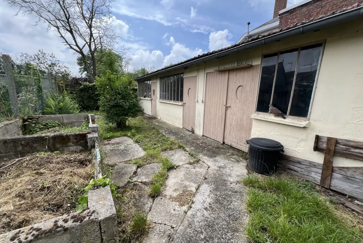 Maison à vendre au Plessier-Rozainvillers avec 3 chambres et dépendances 