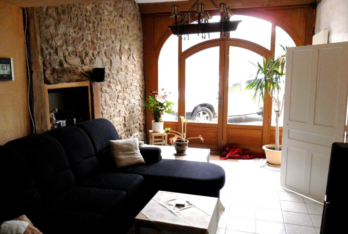 Propriété à Prey avec habitation, hangar et projet de construction 