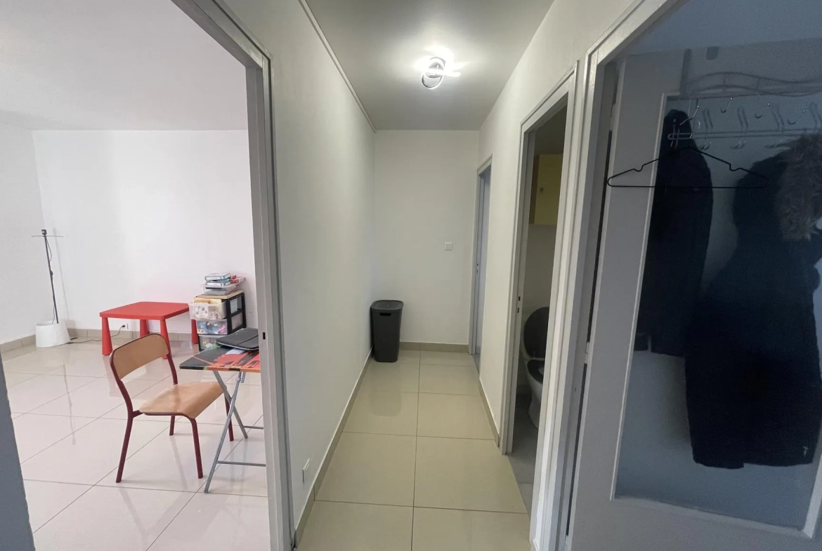 Appartement à Épinal - Plateau de la Justice avec chauffage collectif et charges incluses 