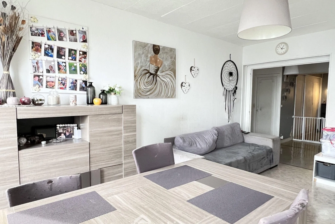 Appartement 4 pièces à vendre à Choisy-le-Roi - 75,69 m² à rénover 