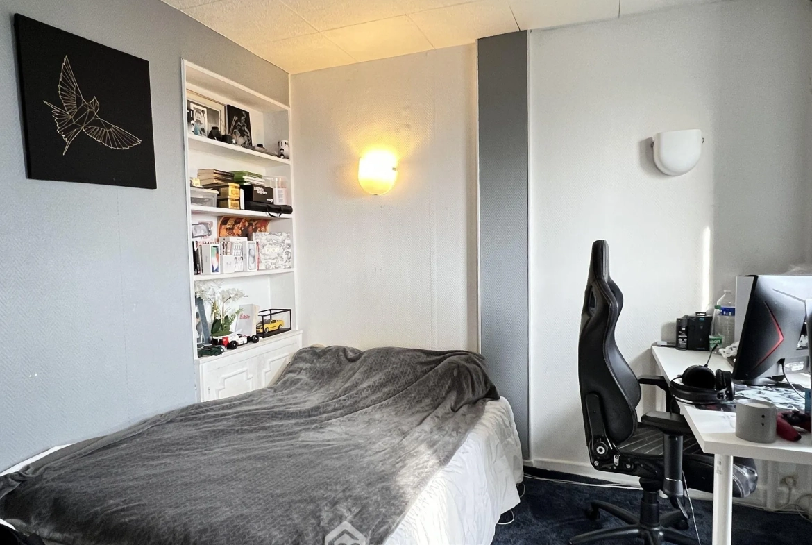 Appartement 4 pièces à vendre à Choisy-le-Roi - 75,69 m² à rénover 