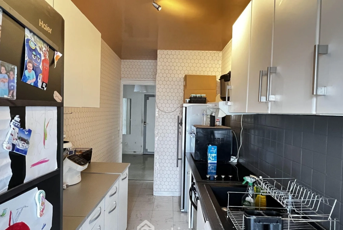 Appartement 4 pièces à vendre à Choisy-le-Roi - 75,69 m² à rénover 