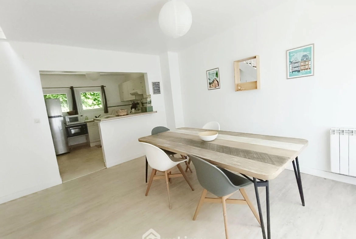 Opportunité rare : deux maisons mitoyennes avec jardin à Lannion 