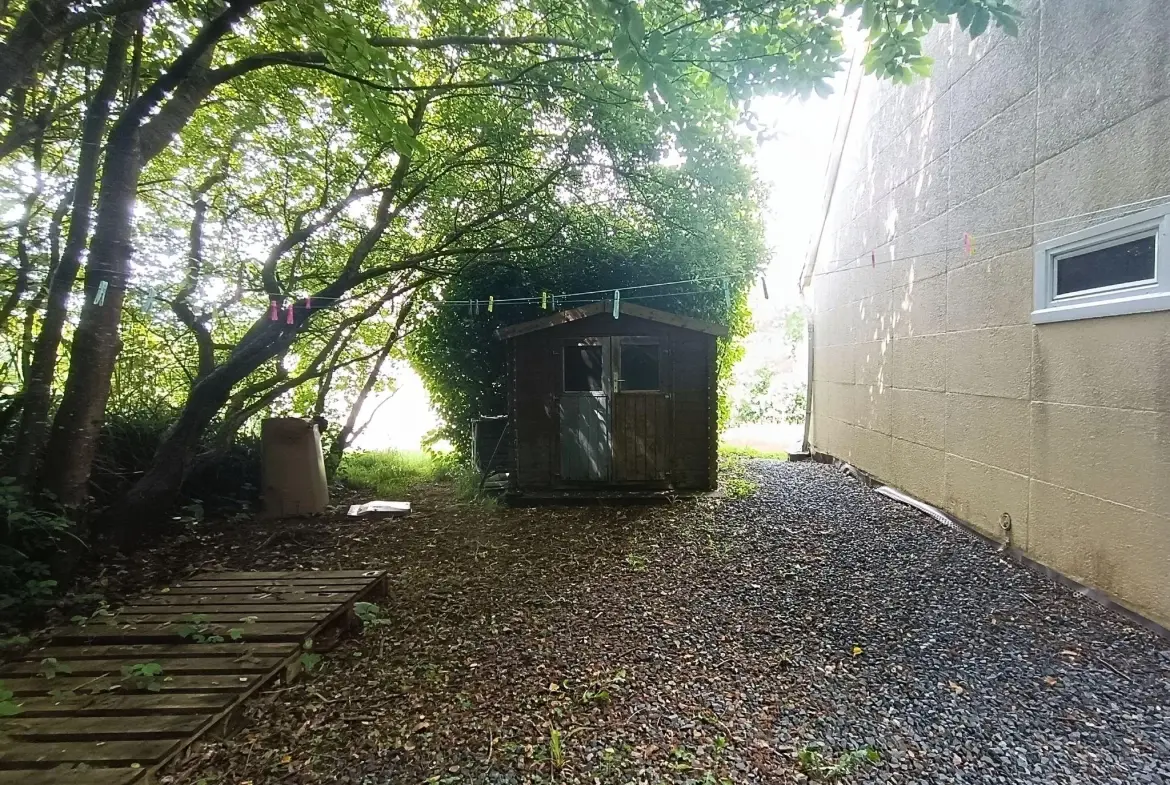 Opportunité rare : deux maisons mitoyennes avec jardin à Lannion 