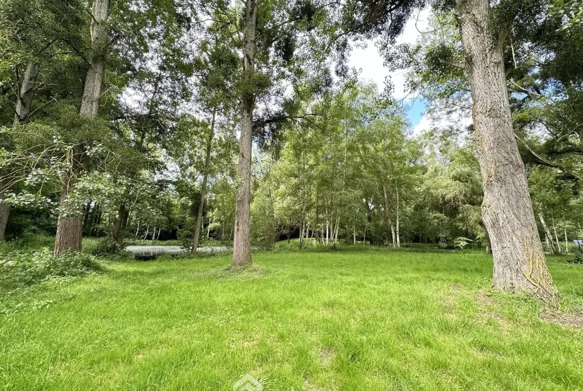 Terrain de loisir de 3900 m² à Presles-et-Thierny, idéal pour amateurs de nature 