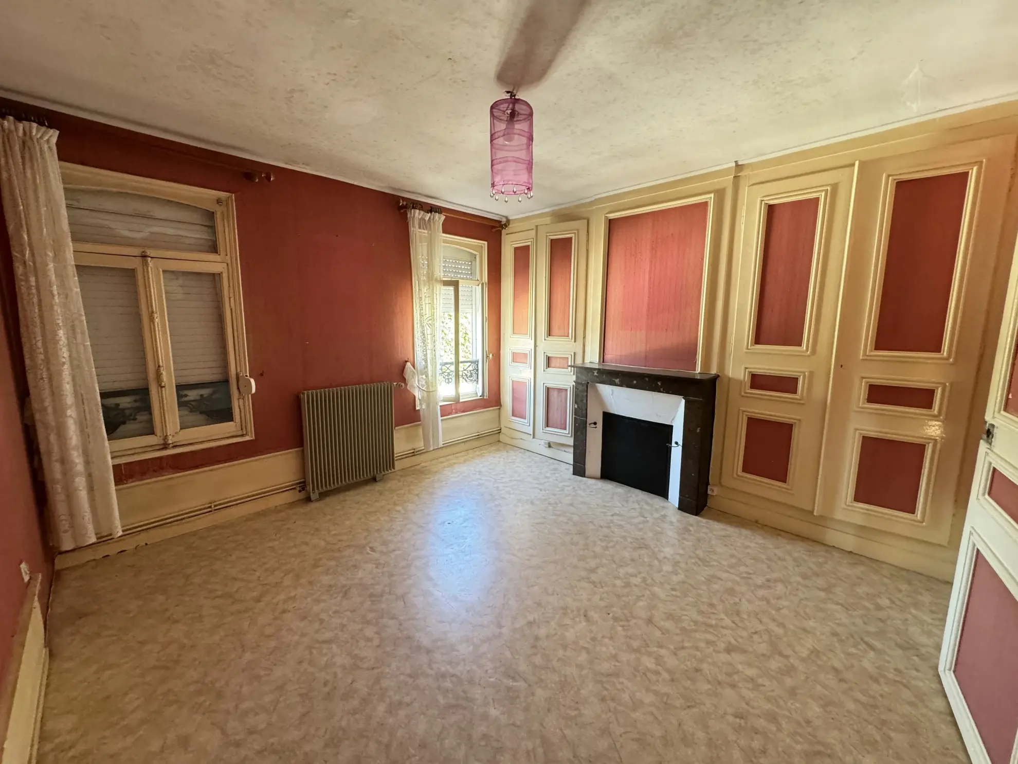 Maison de ville à vendre à Ailly-sur-Noye avec 3 chambres et garage 