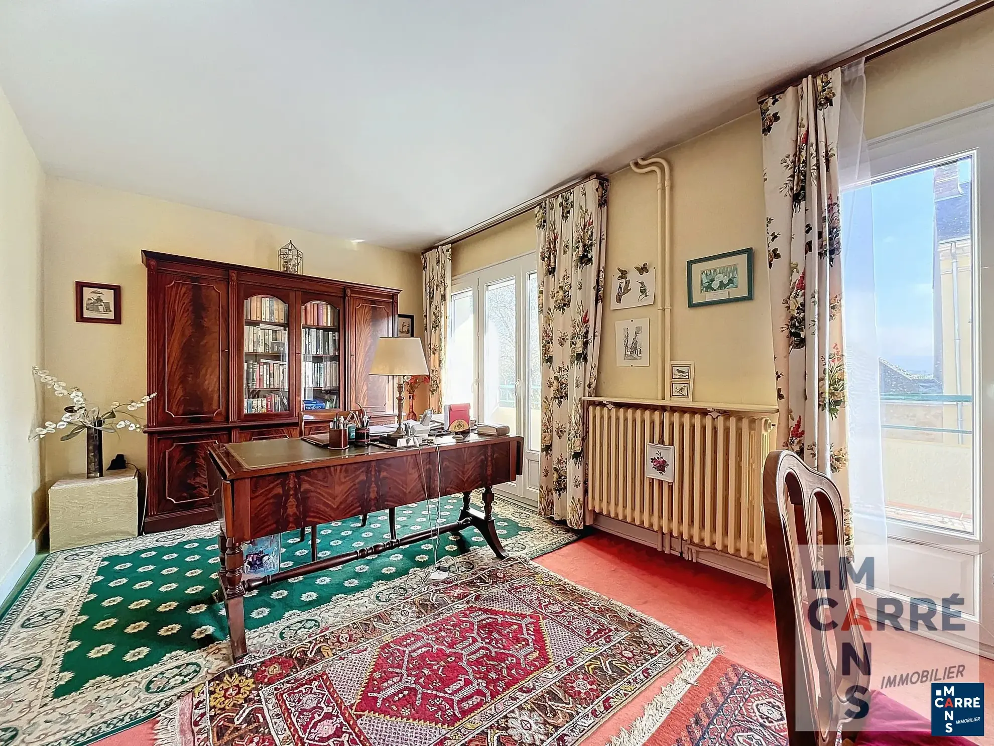 Appartement avec 2 chambres et balcon au cœur du Mans - Rénovation nécessaire 