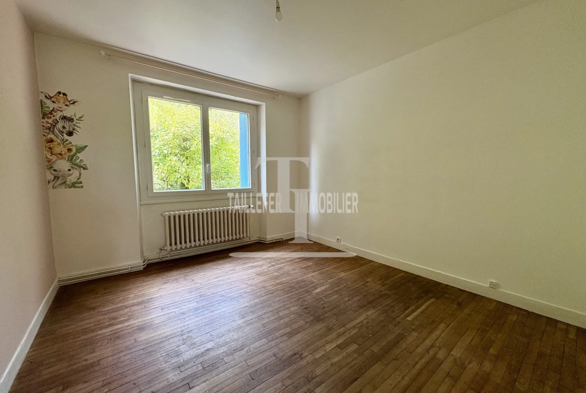 Maison familiale à Agonac de 113 m² avec jardin et garage 